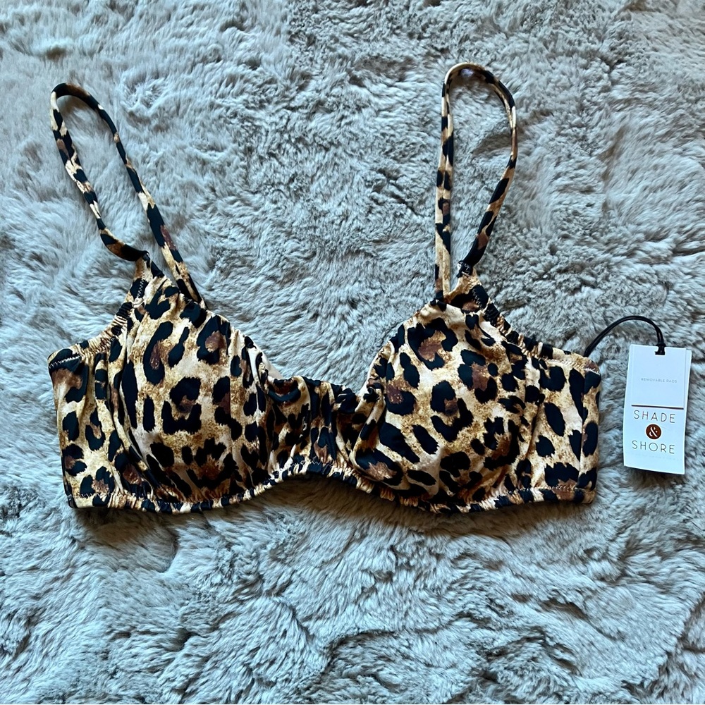 NWT Shade and Shore leopard print bikini top removable pads in lilac purple 36B
